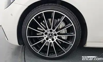 Mercedes-Benz E-Class 2023 2.0 гидро, миниатюра 5