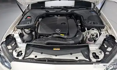 Mercedes-Benz E-Class 2023 2.0 гидро, миниатюра 6