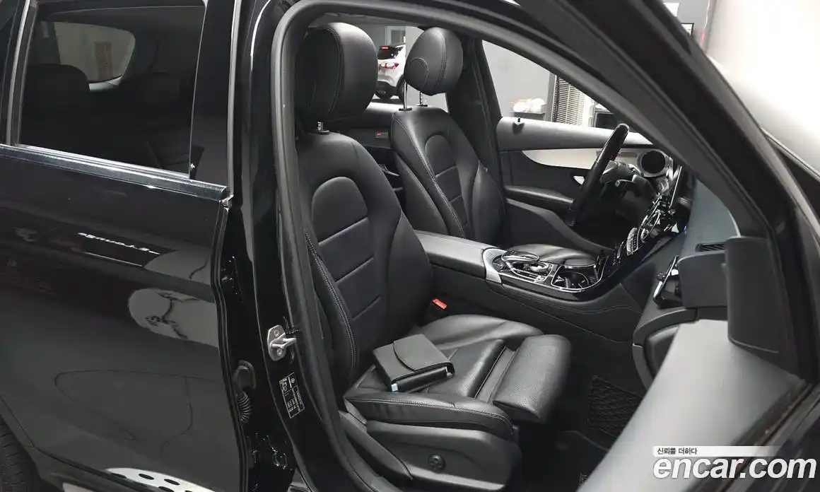 Mercedes-Benz GLC-Class 2018 2.0 гидро в Москве № 194432, фото 11