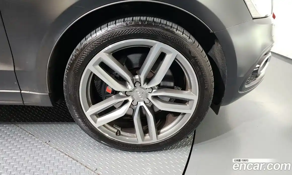 Audi SQ5 2014 3.0 гидро в Москве № 196569, фото 5