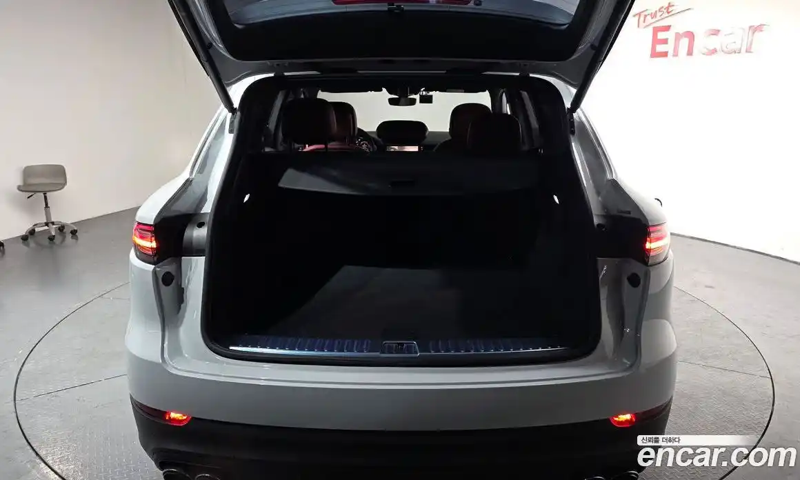 Porsche Cayenne 2023 3.0 гидро в Москве № 197269, фото 20