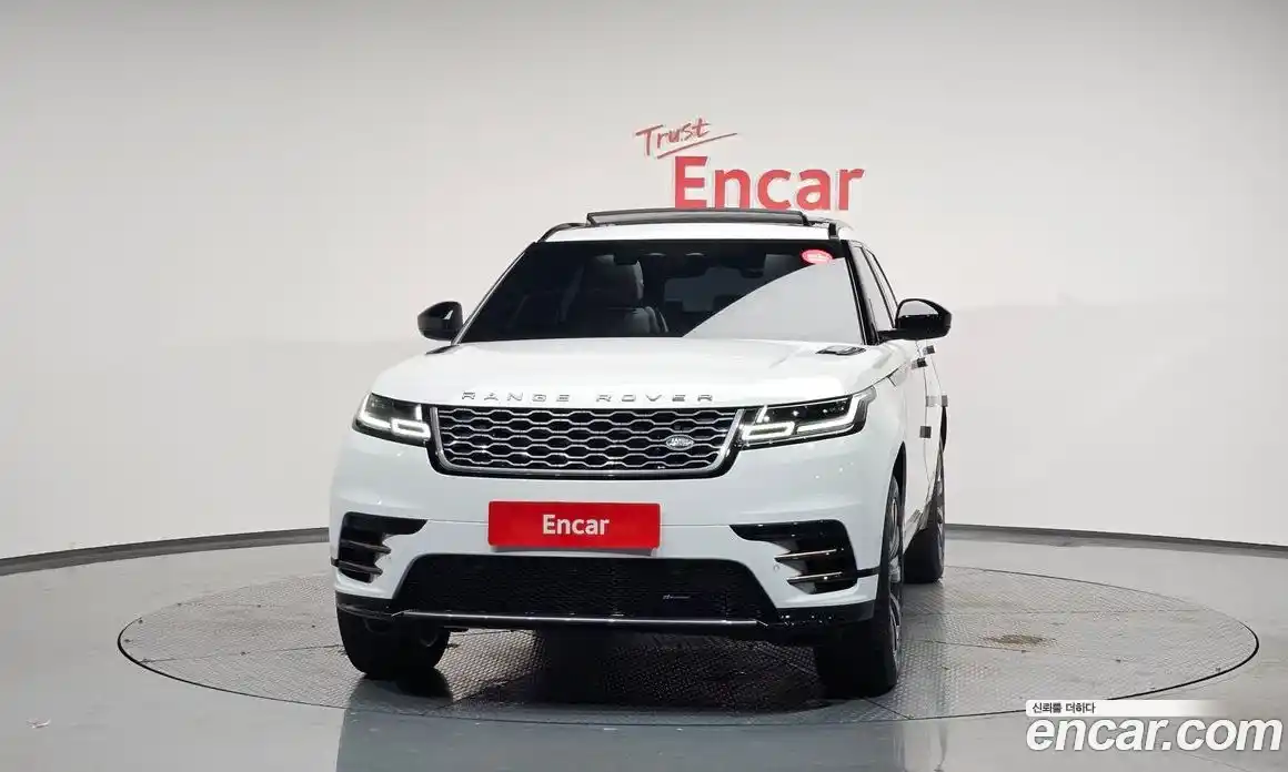Land Rover Range-Rover Velar 2023 2.0 гидро в Москве № 198105, фото 3