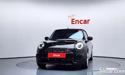 Mini Cooper Convertible 2020 2.0 гидро в Москве № 198484, миниатюра 3