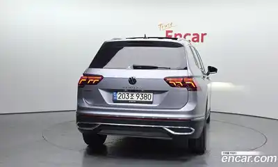 Volkswagen Tiguan 2022 2.0 гидро в Москве № 199245, миниатюра 4