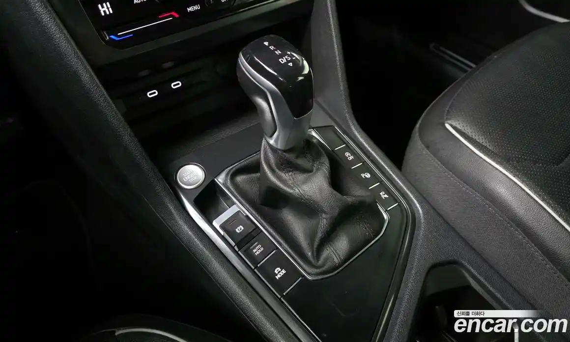 Volkswagen Tiguan 2022 2.0 гидро в Москве № 199245, фото 9