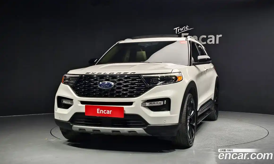 Ford Explorer 2021 3.0 гидро в Москве № 199799, фото 3