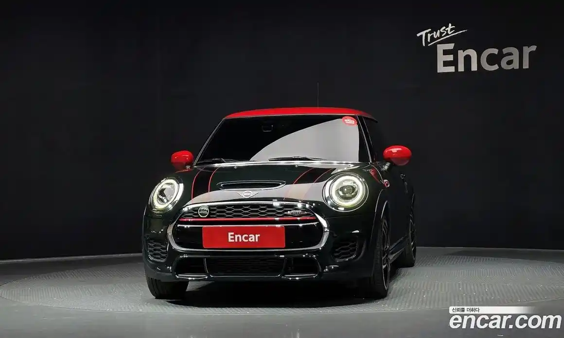 Mini Cooper 2020 2.0 гидро в Москве № 201314, фото 3