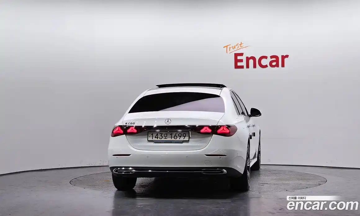 Mercedes-Benz E-Class 2024 2.0 гидро в Москве № 201867, фото 4