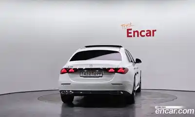 Mercedes-Benz E-Class 2024 2.0 гидро в Москве № 201867, миниатюра 4