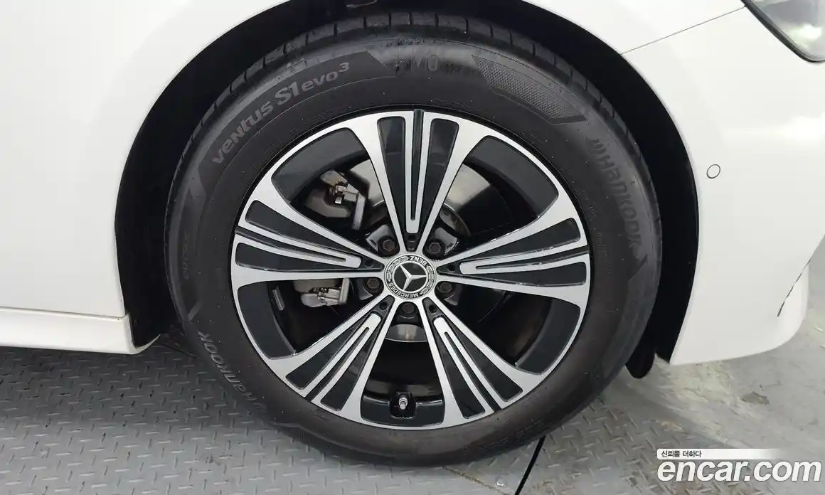 Mercedes-Benz E-Class 2024 2.0 гидро в Москве № 201867, фото 5