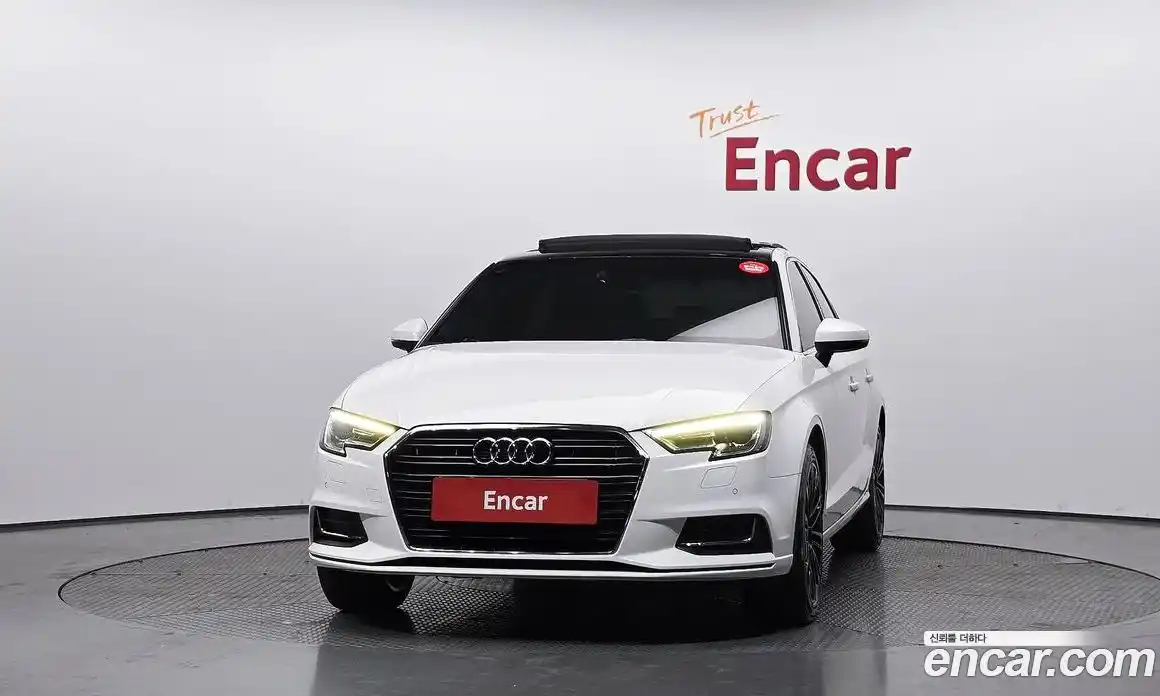Audi A3 2018 2.0 гидро в Москве № 212358, фото 3