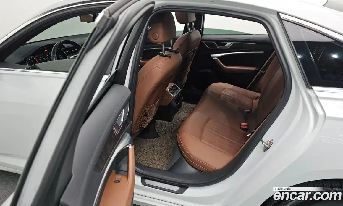 Audi A6 2021 2.0 гидро в Москве, фото 13