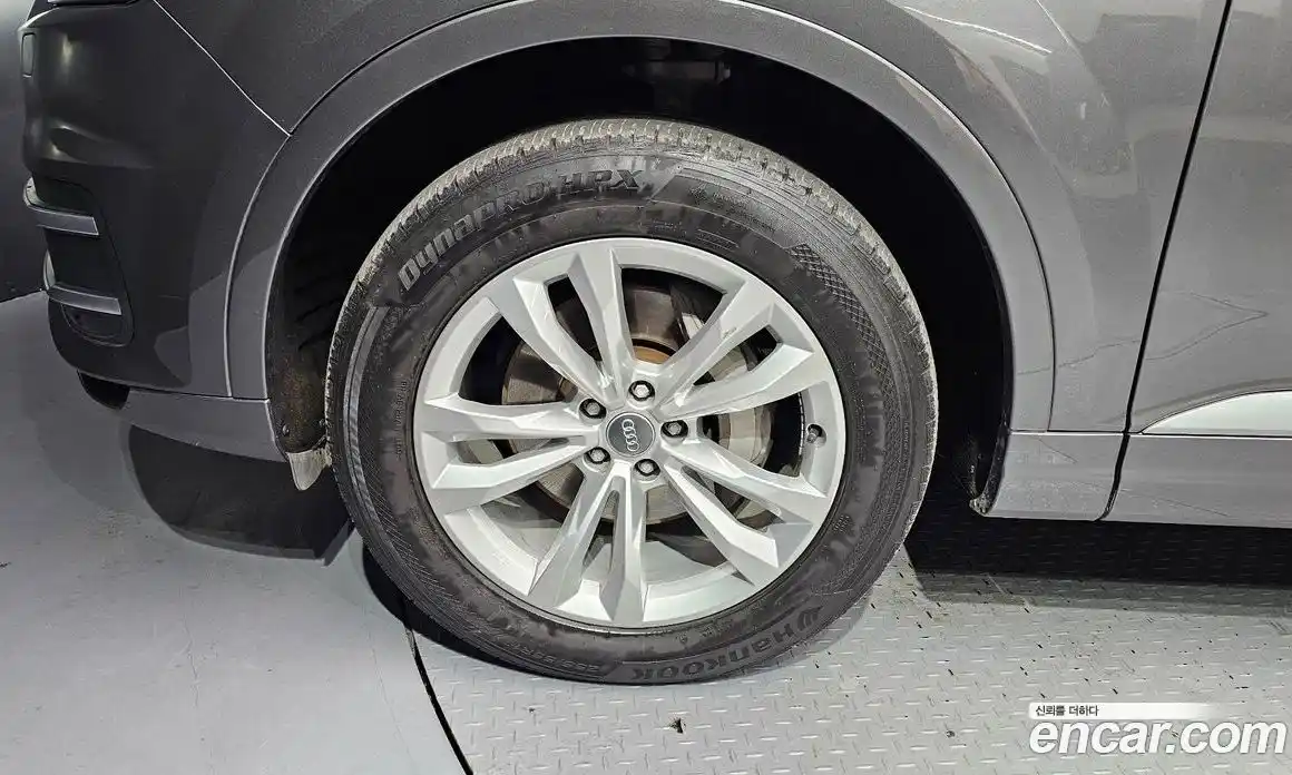 Audi Q7 2019 2.0 гидро в Москве № 212566, фото 5