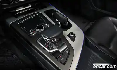 Audi Q7 2019 2.0 гидро в Москве № 212566, миниатюра 9