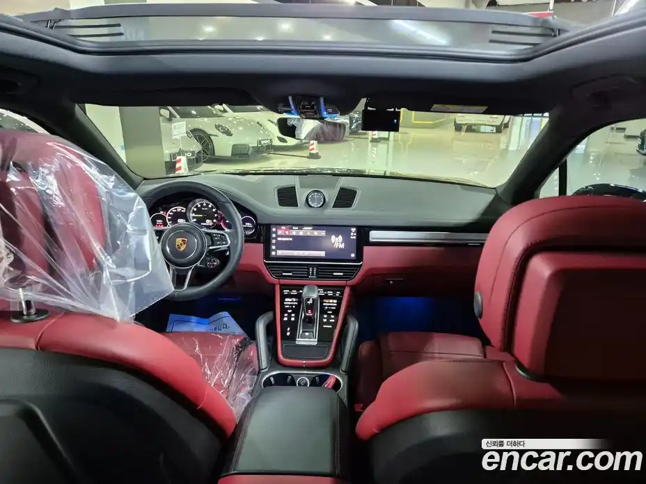 Porsche Cayenne 2023 3.0 гидро в Москве № 213171, фото 6