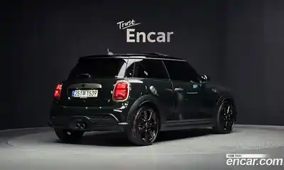Mini Cooper 2022 2.0 гидро в Москве № 214204, миниатюра 2
