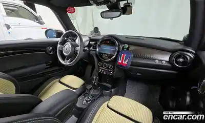 Mini Cooper 2022 2.0 гидро в Москве № 214204, миниатюра 7