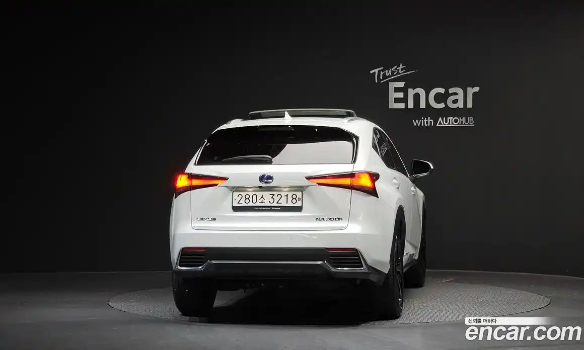 Lexus NX 2021 2.5 гидро в Москве № 214617, фото 4