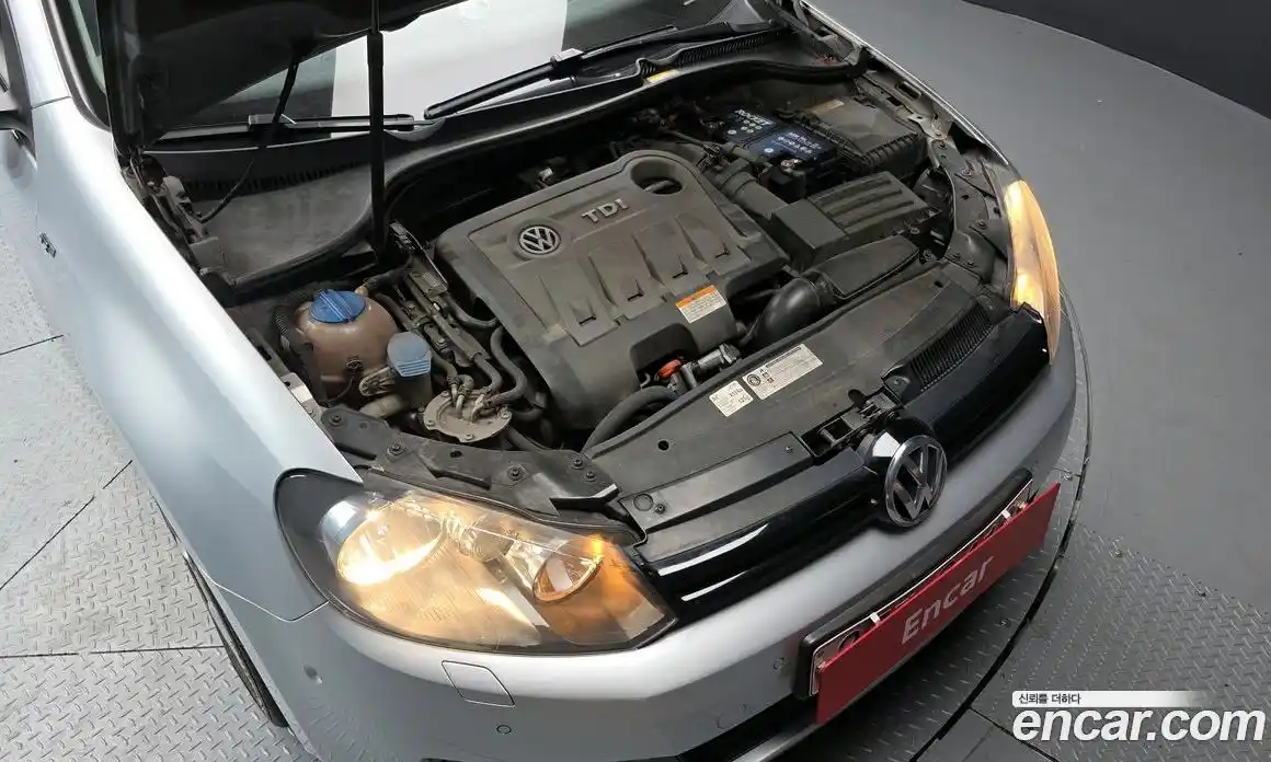 Volkswagen Golf 2012 2.0 гидро в Москве № 215337, фото 6