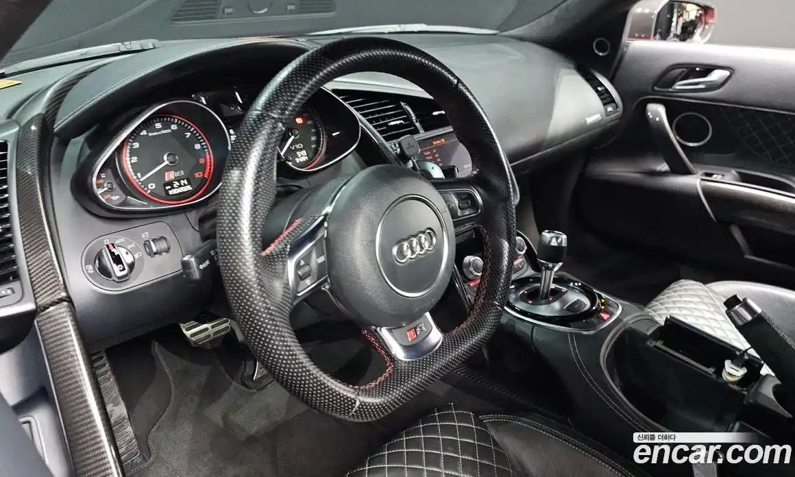 Audi R8 2014 5.2 гидро в Москве № 223445, фото 12