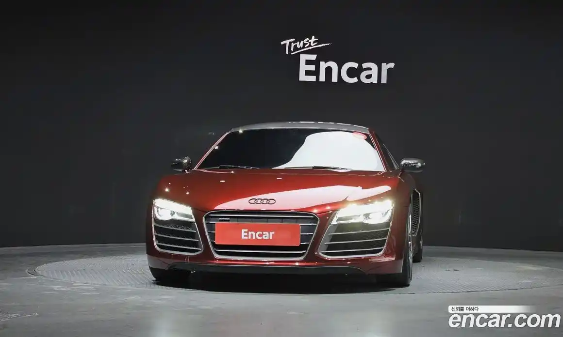 Audi R8 2014 5.2 гидро в Москве № 223445, фото 3
