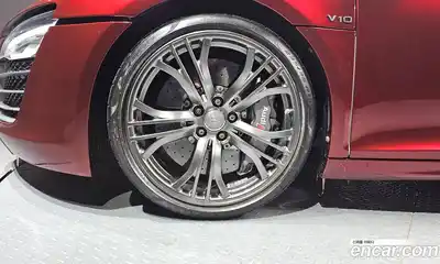 Audi R8 2014 5.2 гидро в Москве № 223445, миниатюра 5
