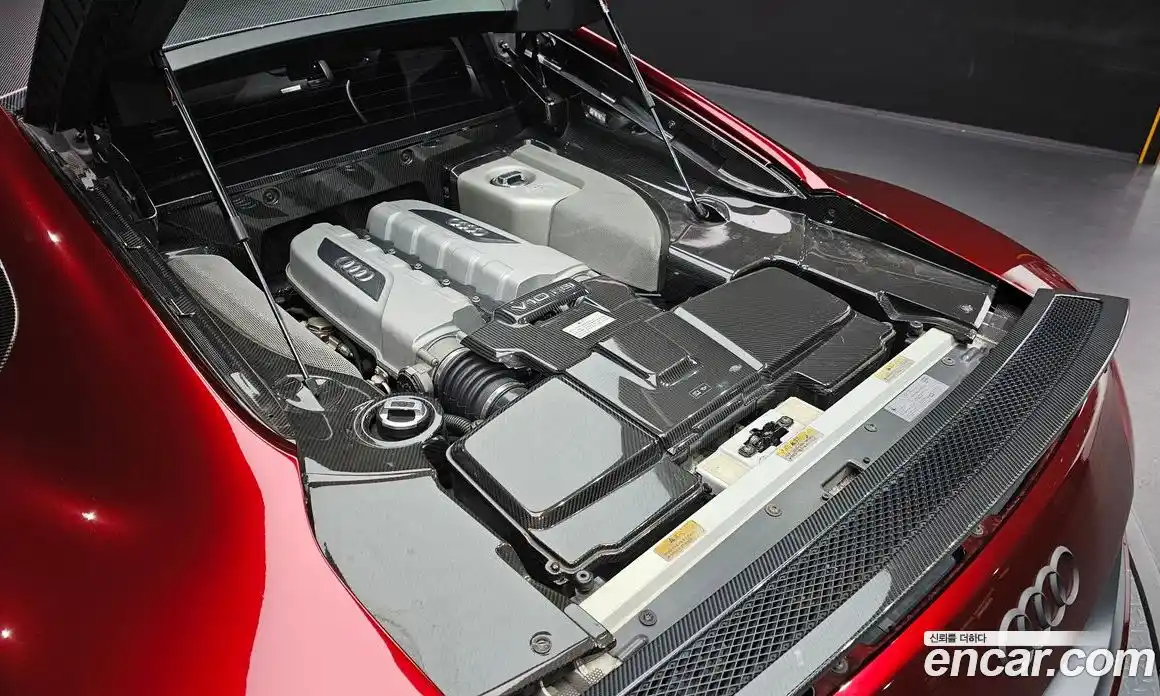 Audi R8 2014 5.2 гидро в Москве № 223445, фото 6