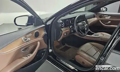 Mercedes-Benz E-Class 2023 2.0 гидро, миниатюра 11