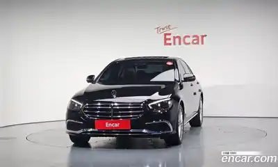 Mercedes-Benz E-Class 2023 2.0 гидро, миниатюра 3