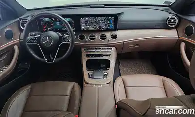 Mercedes-Benz E-Class 2023 2.0 гидро, миниатюра 7