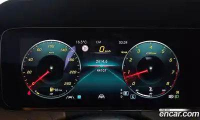 Mercedes-Benz E-Class 2023 2.0 гидро, миниатюра 8