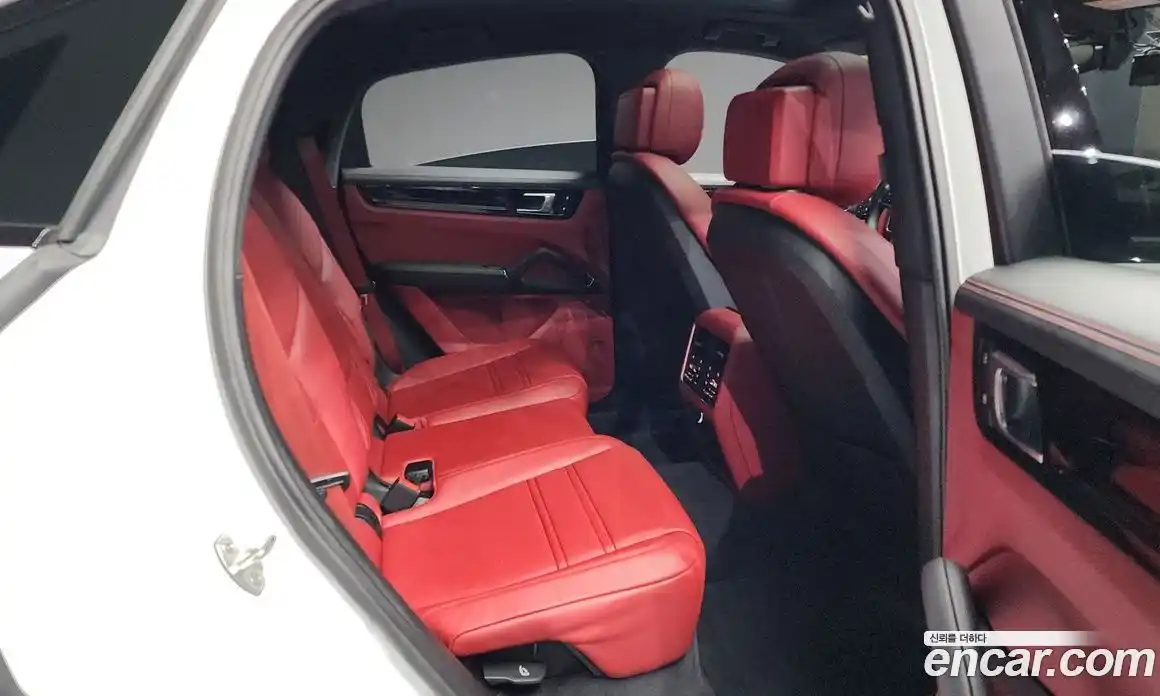 Porsche Cayenne 2023 3.0 гидро в Москве № 230926, фото 12