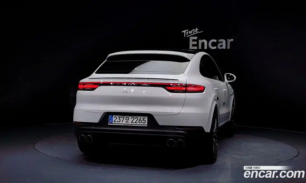 Porsche Cayenne 2023 3.0 гидро в Москве № 230926, фото 4