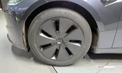 Tesla Model 3 2024 0.2 гидро в Москве № 231565, миниатюра 5