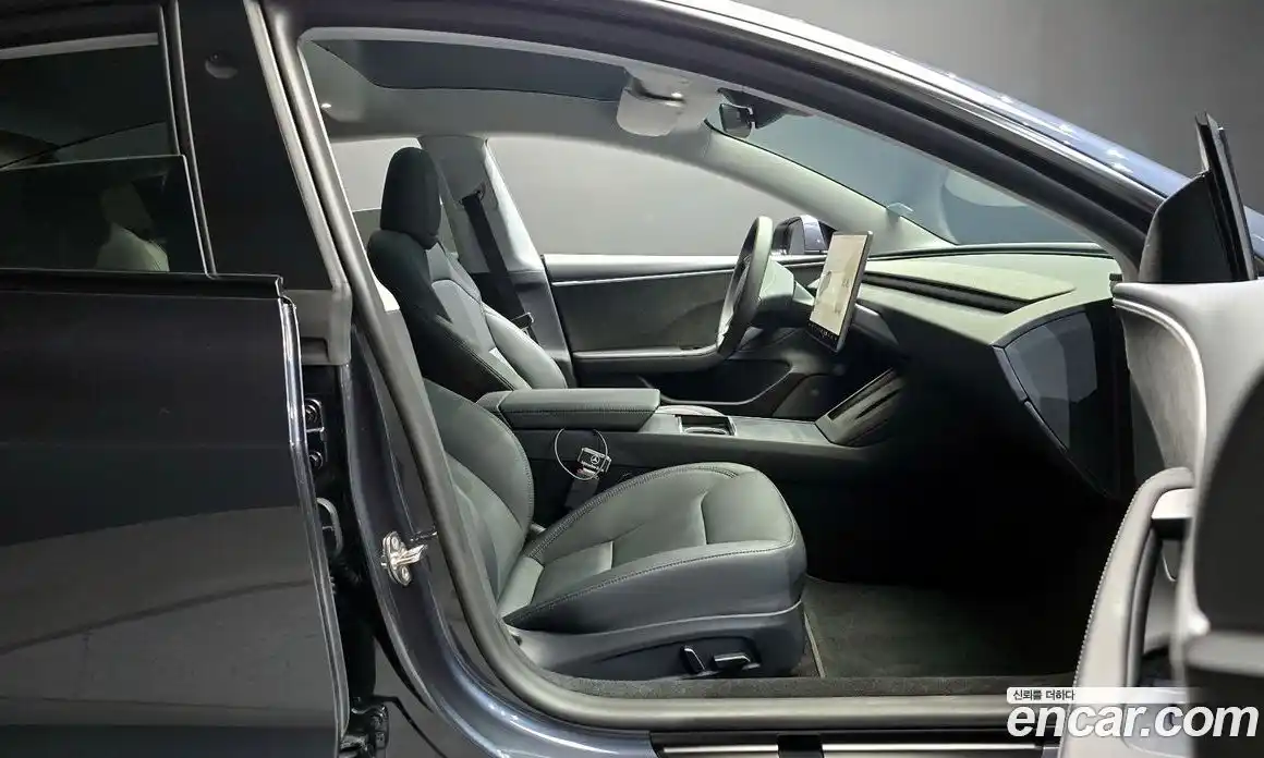 Tesla Model 3 2024 0.2 гидро в Москве № 231565, фото 10