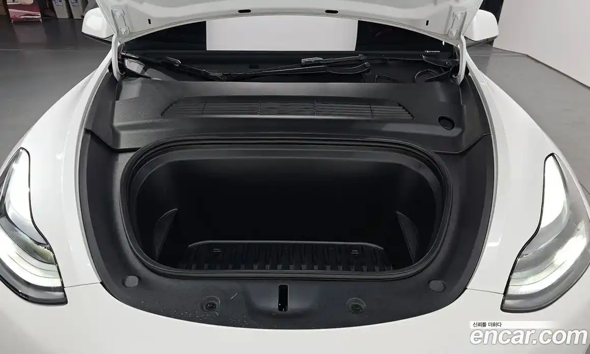 Tesla Model Y 2024 0.2 гидро в Москве № 231706, фото 6