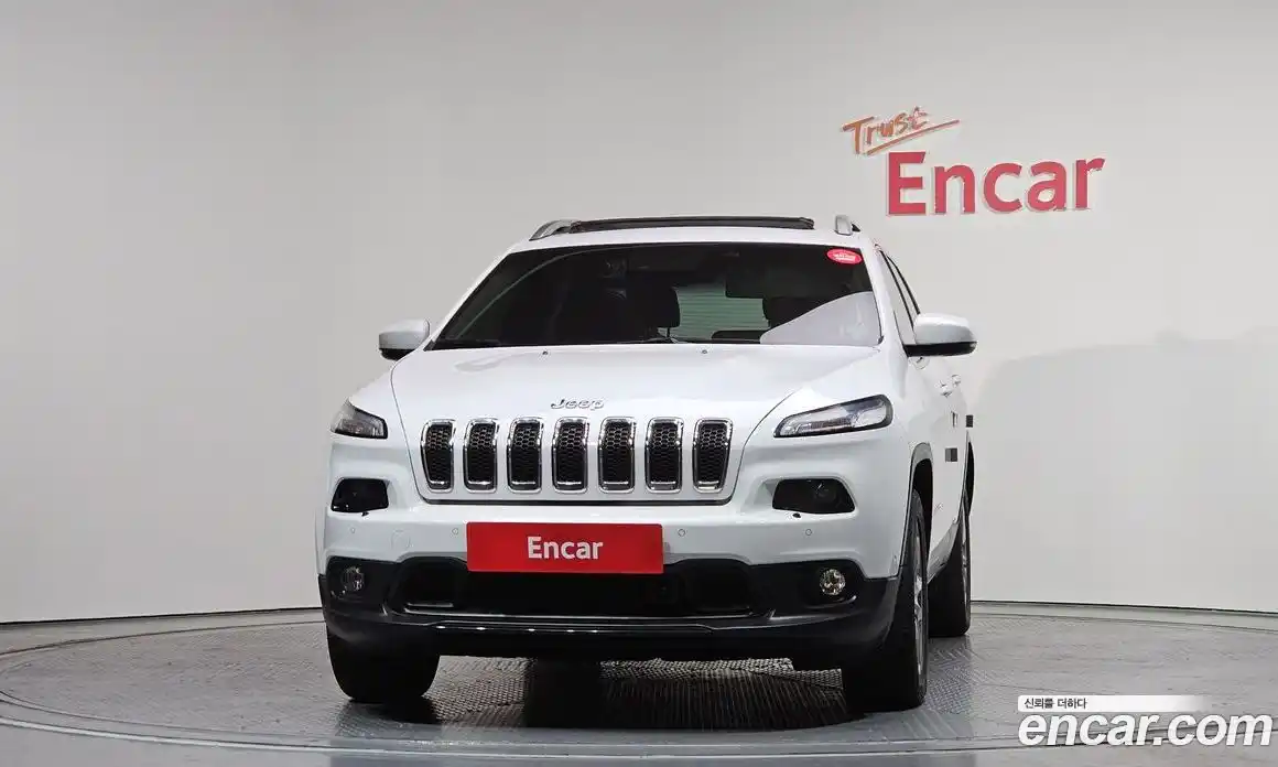 Jeep Cherokee 2017 2.4 гидро в Москве № 232531, фото 3