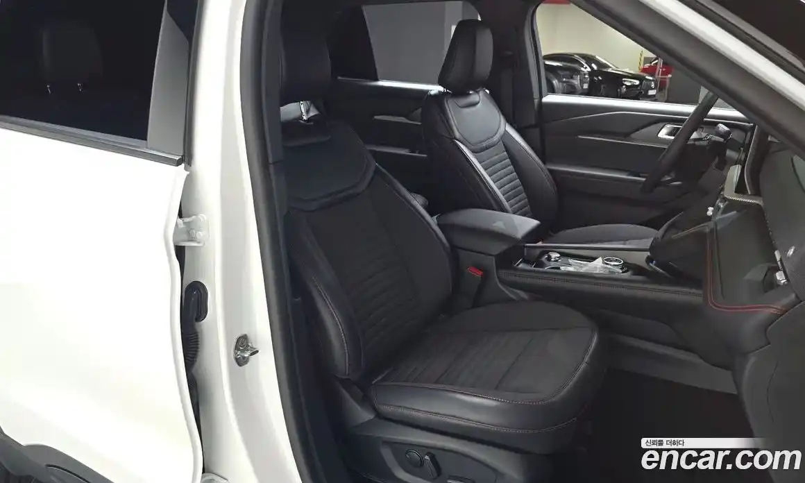 Ford Explorer 2025 2.3 гидро в Москве № 233018, фото 9
