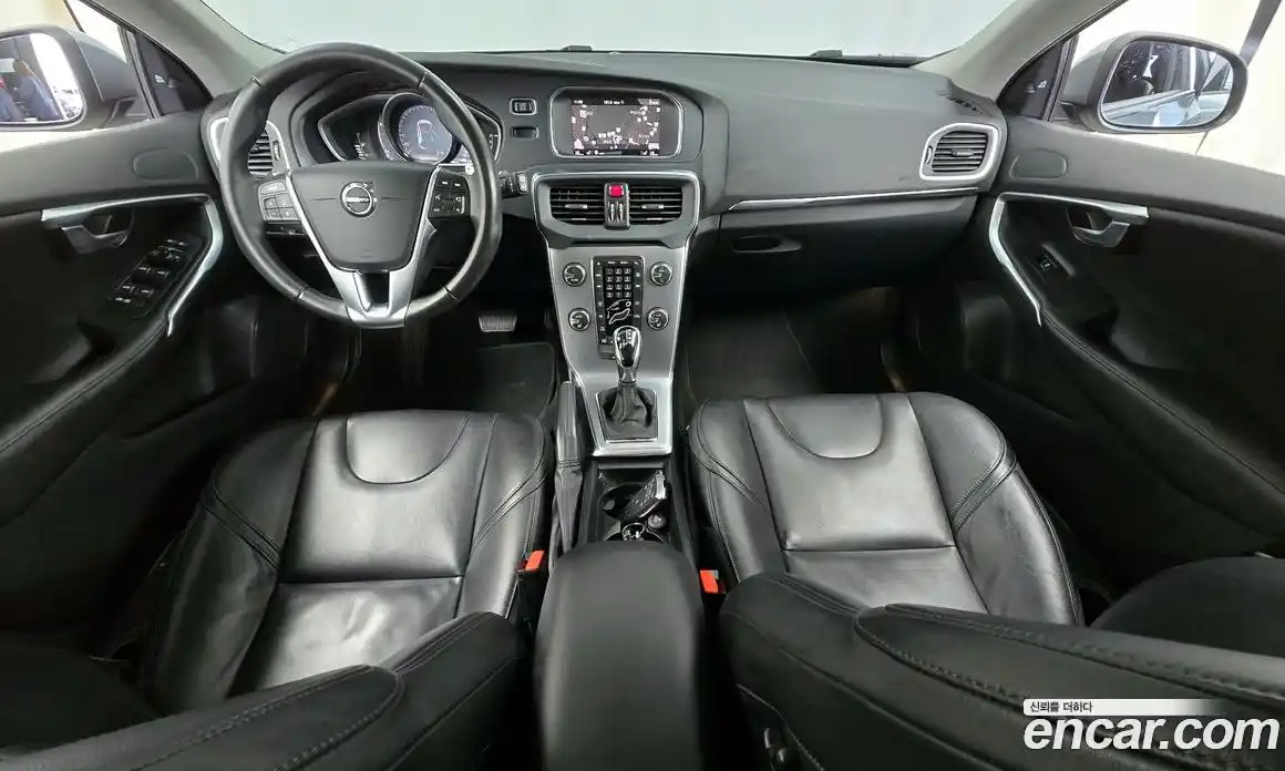 Volvo V40 2018 2.0 гидро в Москве № 250955, фото 7
