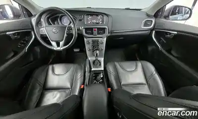 Volvo V40 2018 2.0 гидро в Москве № 250955, миниатюра 7