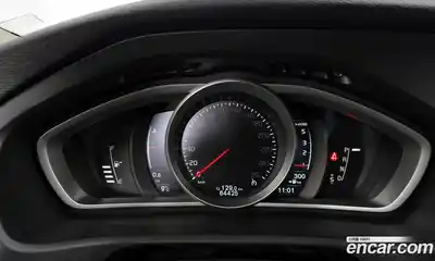 Volvo V40 2018 2.0 гидро в Москве № 250955, миниатюра 8