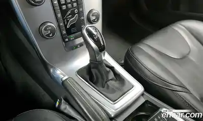Volvo V40 2018 2.0 гидро в Москве № 250955, миниатюра 9