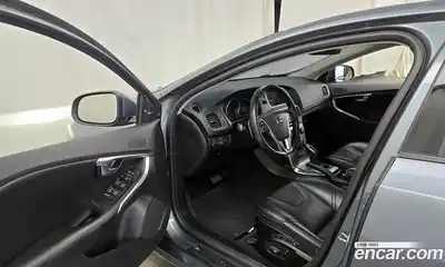 Volvo V40 2018 2.0 гидро в Москве № 250955, миниатюра 10