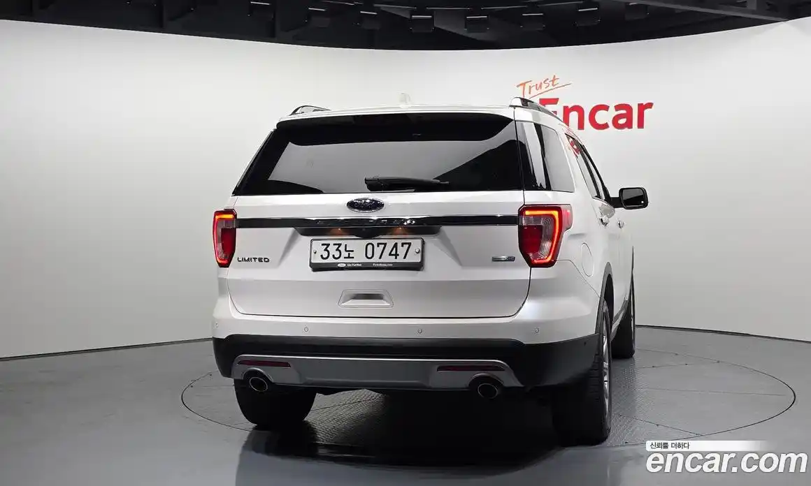 Ford Explorer 2016 2.3 гидро в Москве № 255624, фото 4