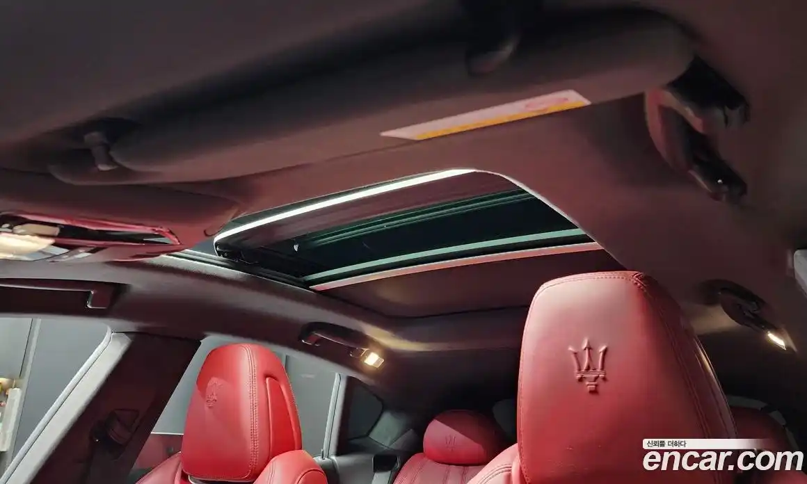 Maserati Levante 2017 3.0 гидро в Москве № 255951, фото 19