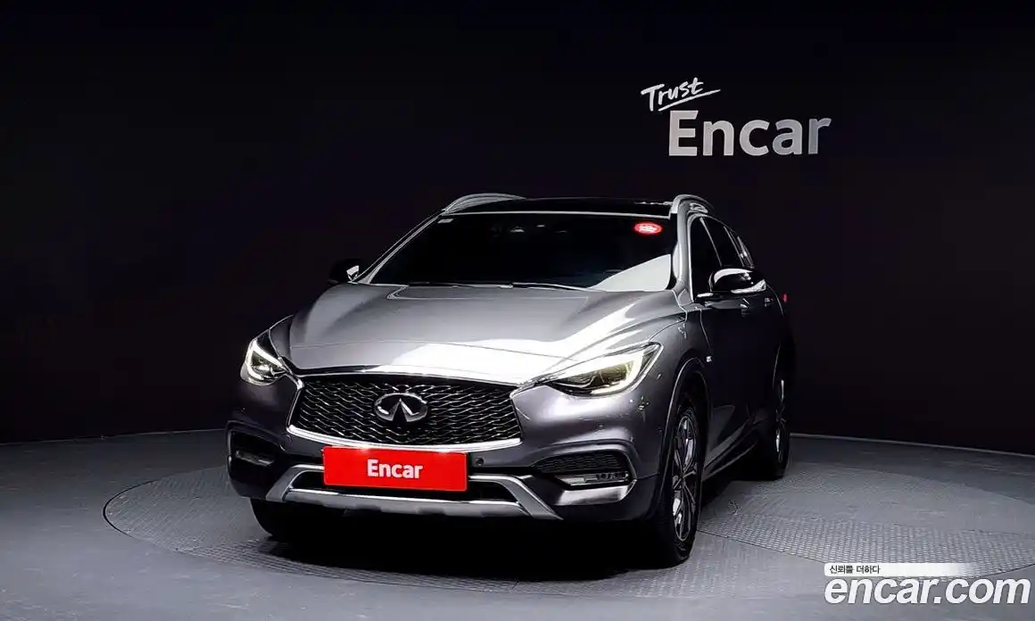 Infiniti QX30 2019 2.0 гидро в Москве № 256140, фото 3