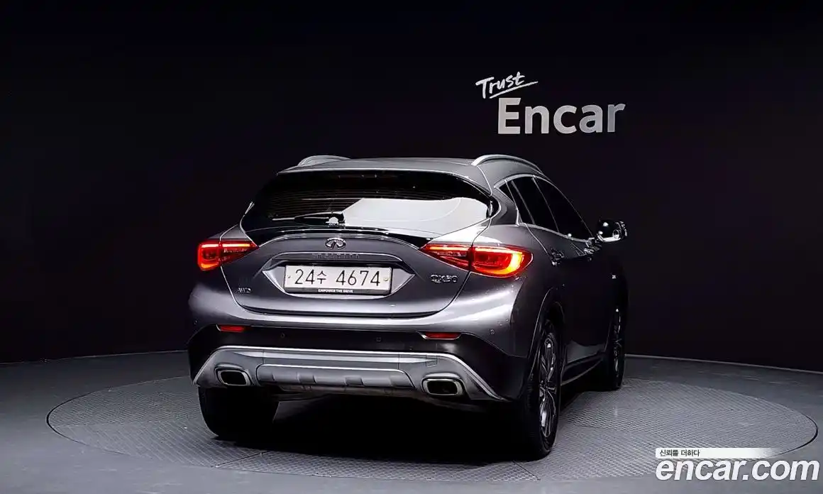 Infiniti QX30 2019 2.0 гидро в Москве № 256140, фото 4