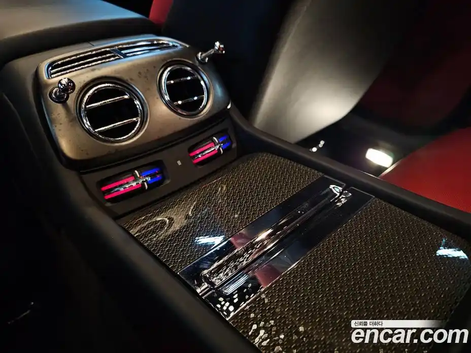 Rolls-Royce Wraith 2018 6.6 гидро в Москве № 256706, фото 19
