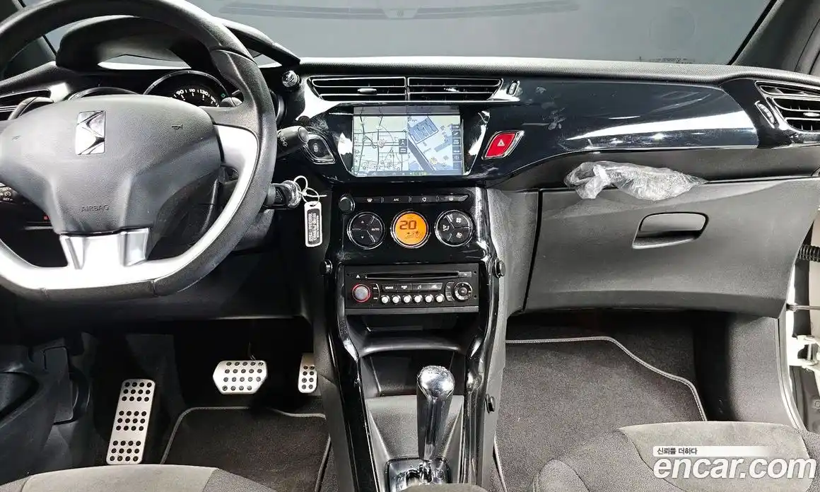 Citroen DS3 2014 1.6 гидро в Москве № 256802, фото 14