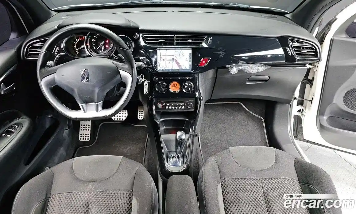 Citroen DS3 2014 1.6 гидро в Москве № 256802, фото 7
